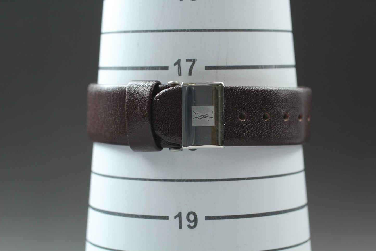 N MINT w/ New Battery / Yves Saint Laurent 5920-H18351 Ladies Quartz Watch JAPAN