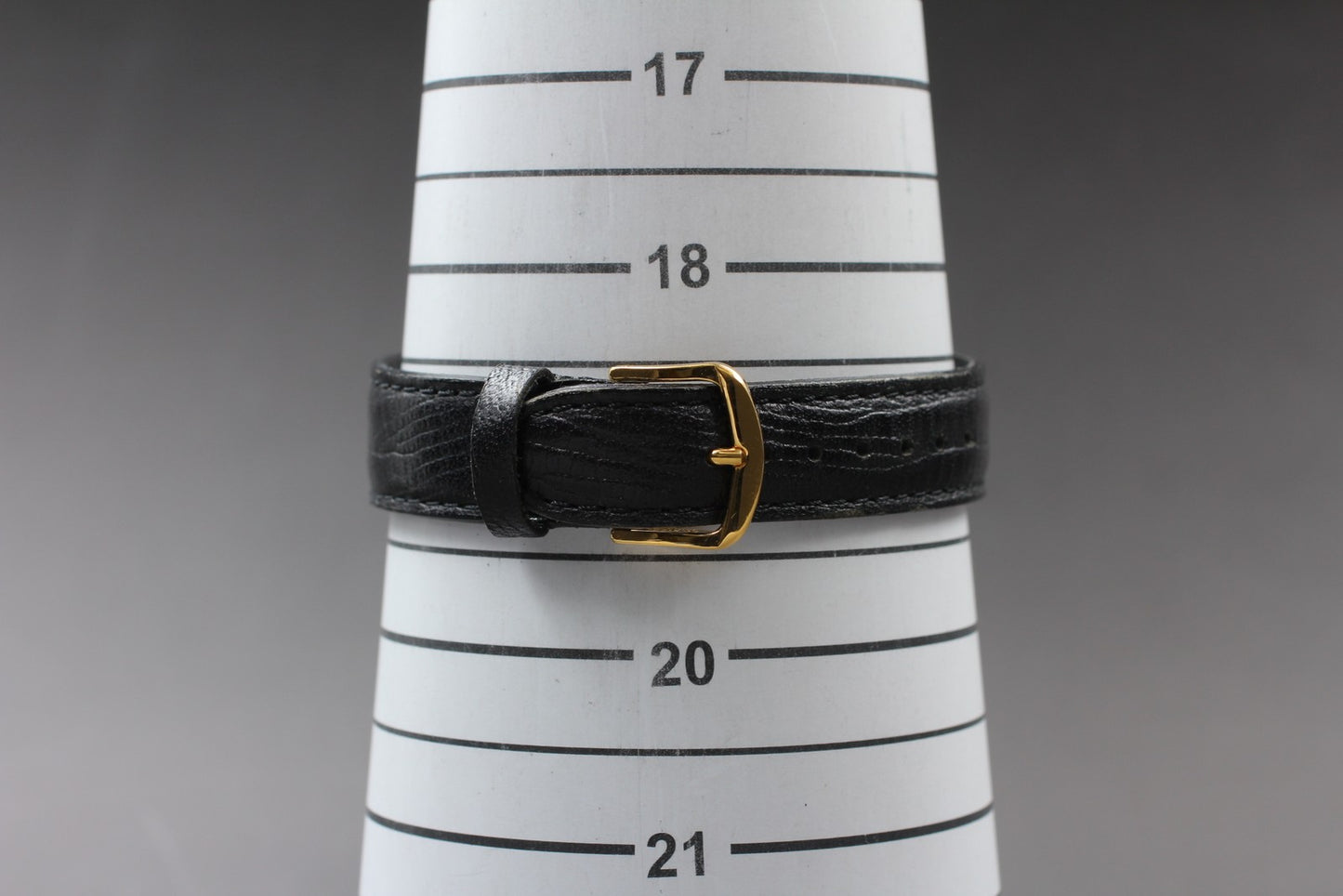 MINT / SEIKO 7N21-8A00 Nagano1990 Olympic Round Gold Quartz Mens Watch Japan