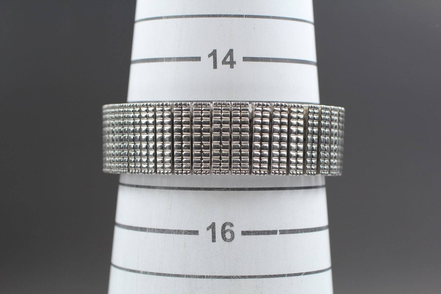 Near MINT / SEIKO CREDOR 8J81-5020 Silver Dial Quartz Ladies Watch From JAPAN