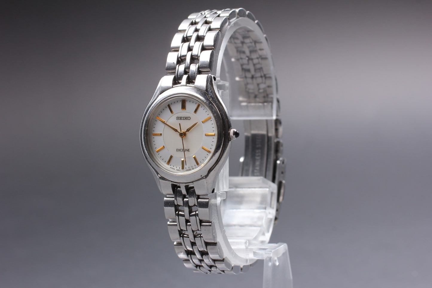 1993年製 [ほぼ新品] セイコー エクセリーヌ 4J41-0030 ブレスレット クォーツ レディース腕時計 日本製