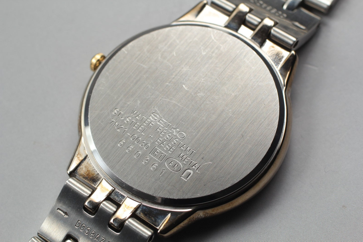 1986年製 [N MINT / 新品電池] セイコー ルーセント 7N21-0030 クォーツ レディース腕時計 日本製