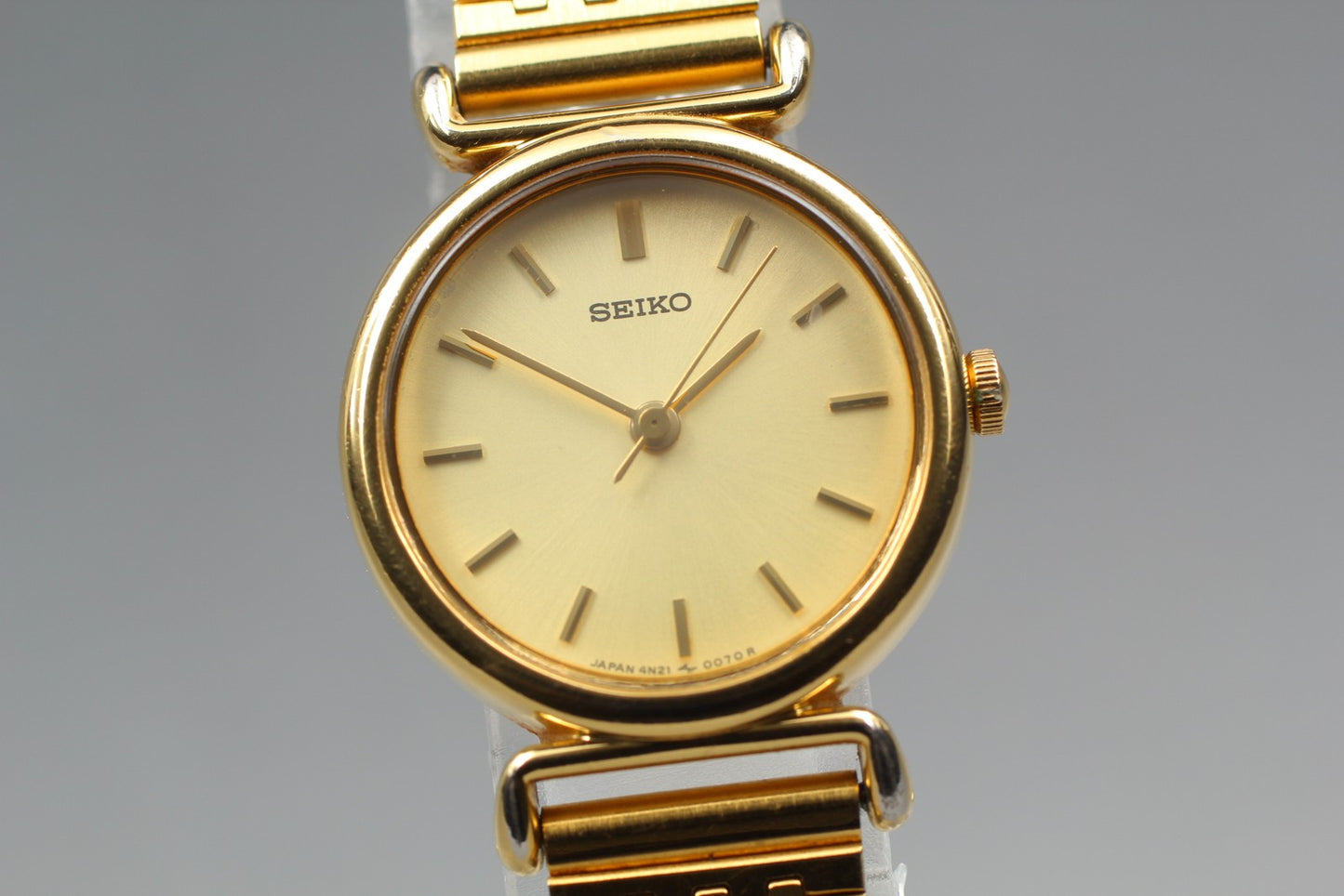 Vtg.1988[Near MINT] SEIKO 4N21-0050 22mm Gold Bracelet Quartz Ladies Watch JAPAN
