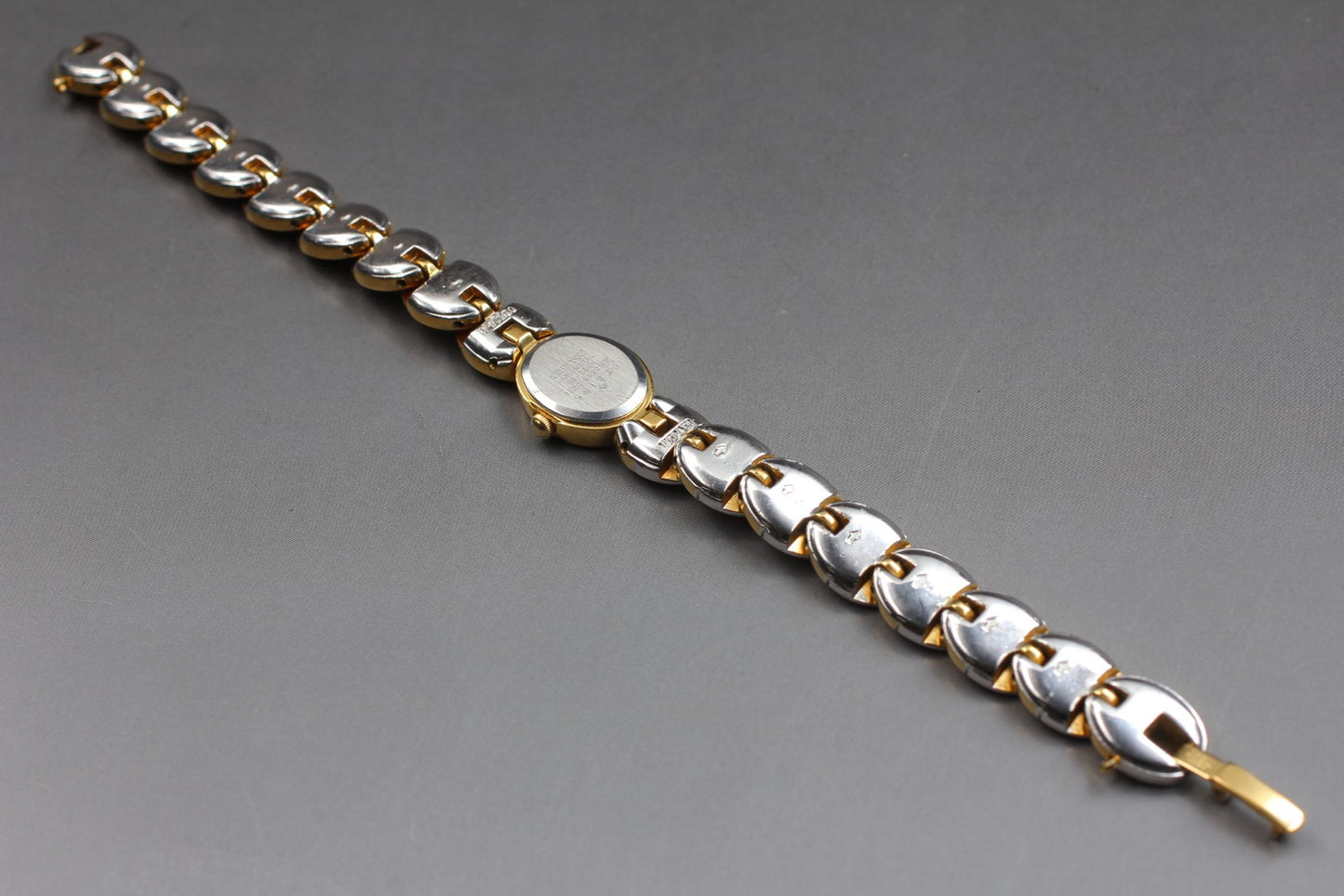 1985年製 [ほぼ新品] セイコー 1E20-5590 ゴールドブレスレット クォーツ レディース腕時計 日本製