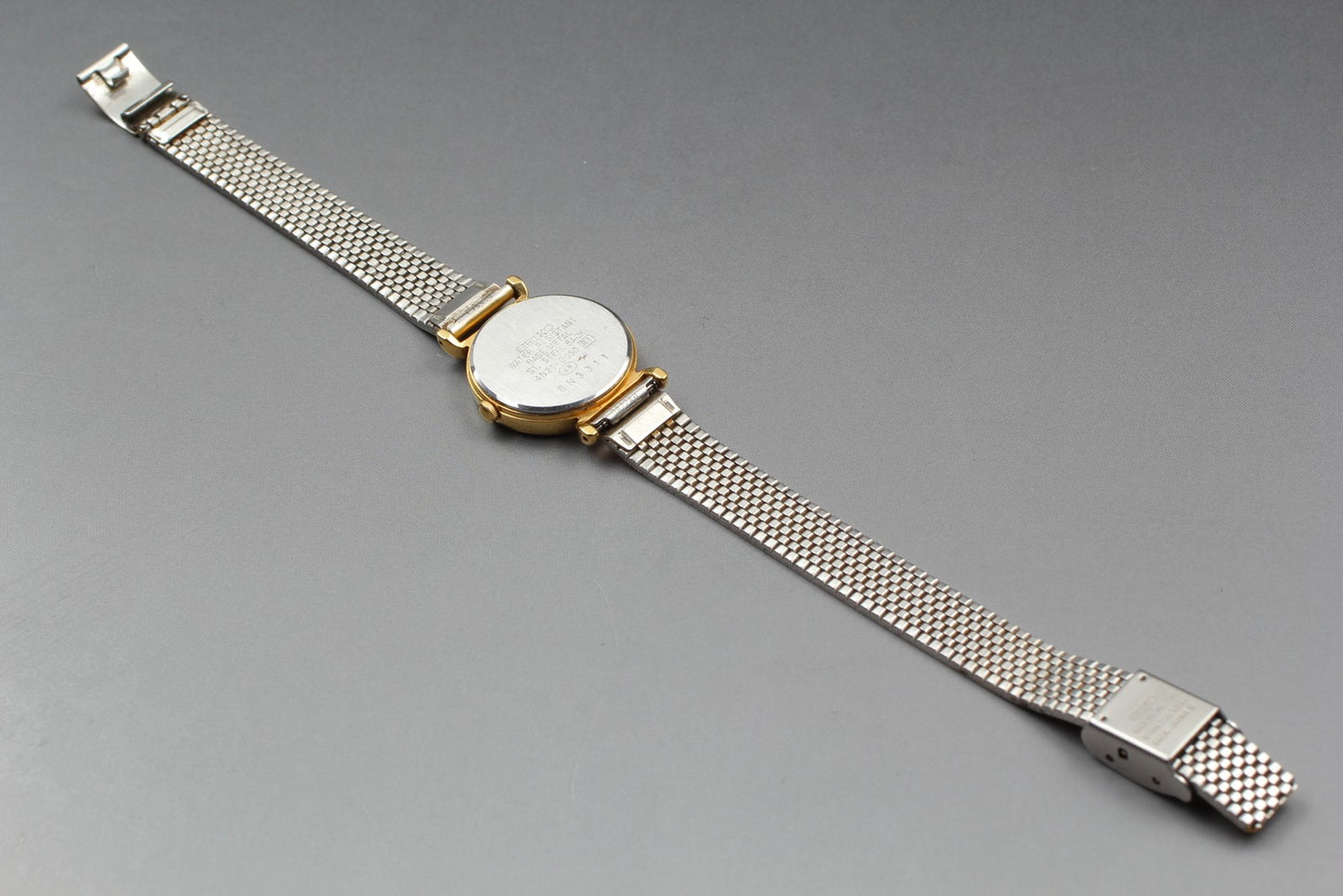 Vtg.1988[Near MINT] SEIKO 4N21-0050 22mm Gold Bracelet Quartz Ladies Watch JAPAN