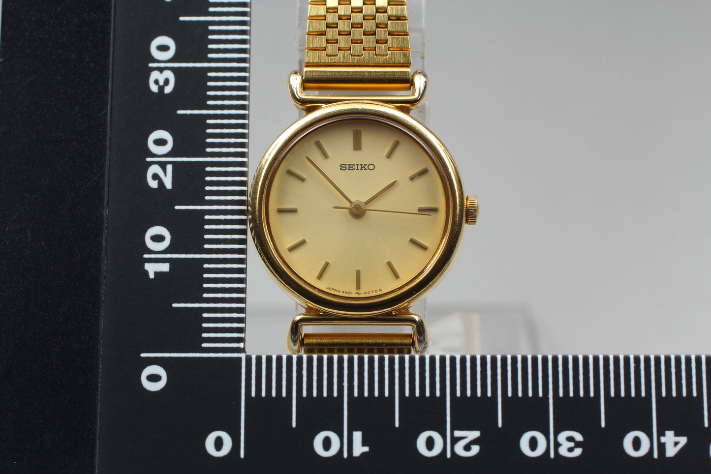 Vtg.1988[Near MINT] SEIKO 4N21-0050 22mm Gold Bracelet Quartz Ladies Watch JAPAN