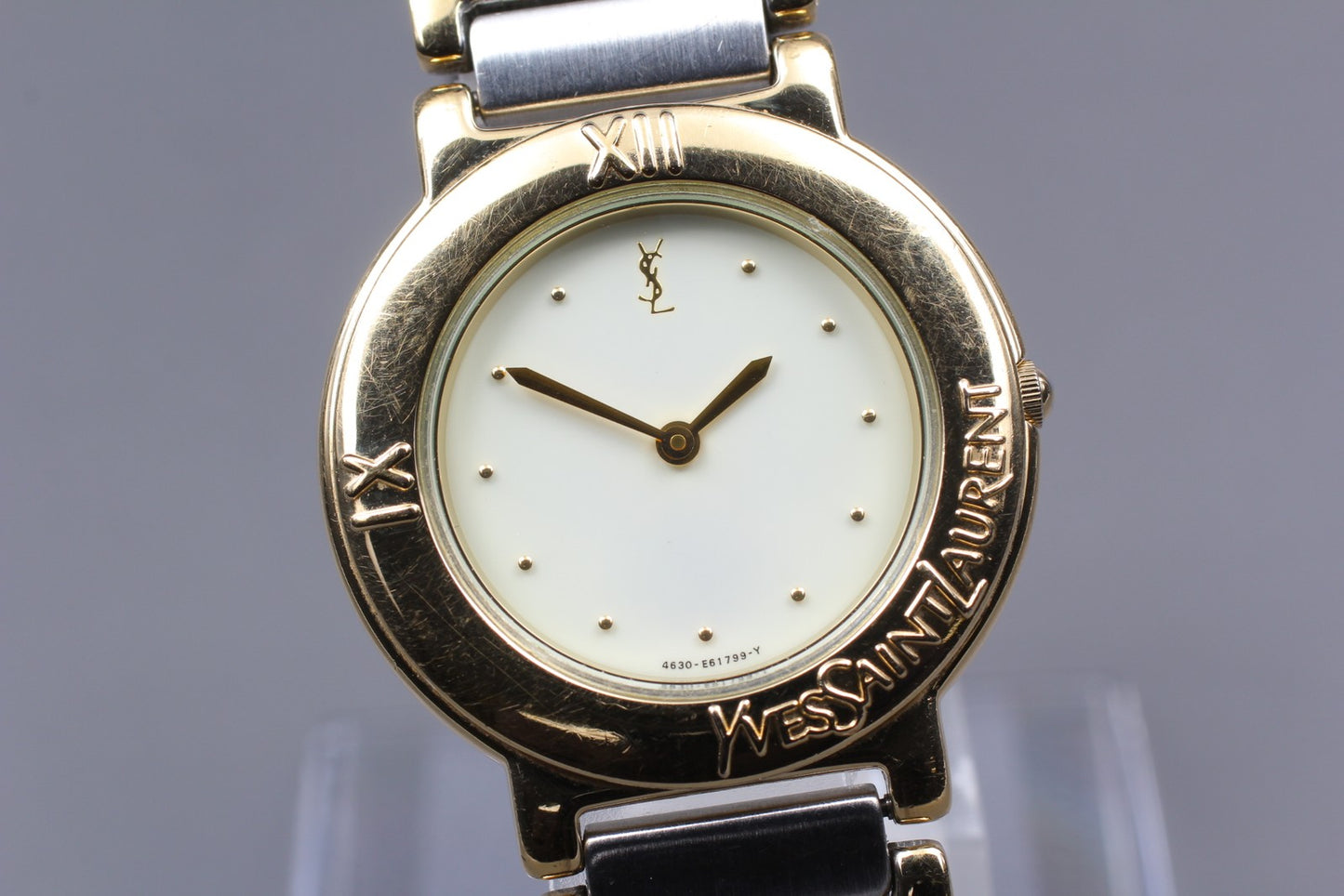 Vtg. [N MINT] Yves Saint Laurent 4620-E62267 32mm Gold Quartz Men's Watch JAPAN