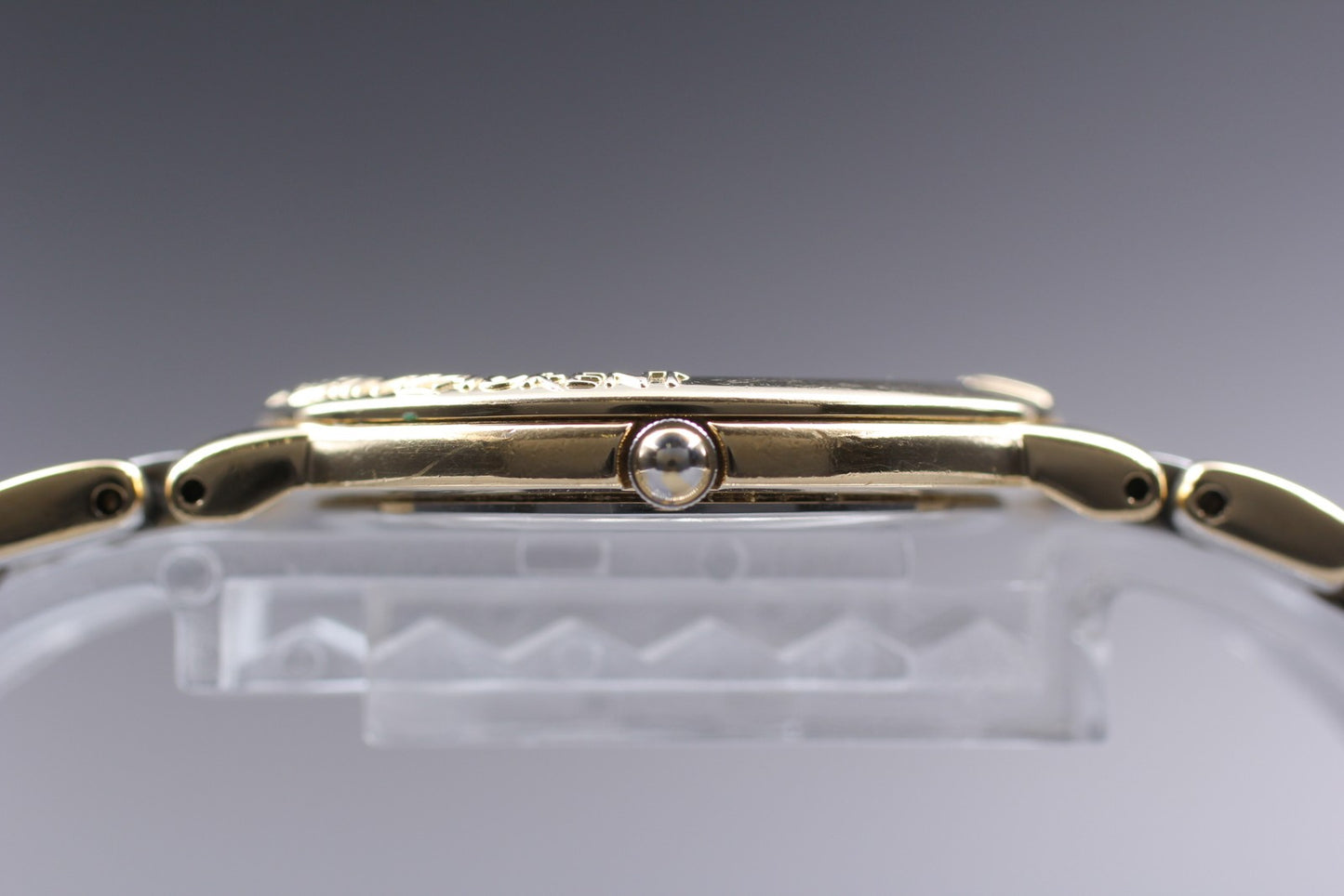 Vtg. [N MINT] Yves Saint Laurent 4620-E62267 32mm Gold Quartz Men's Watch JAPAN