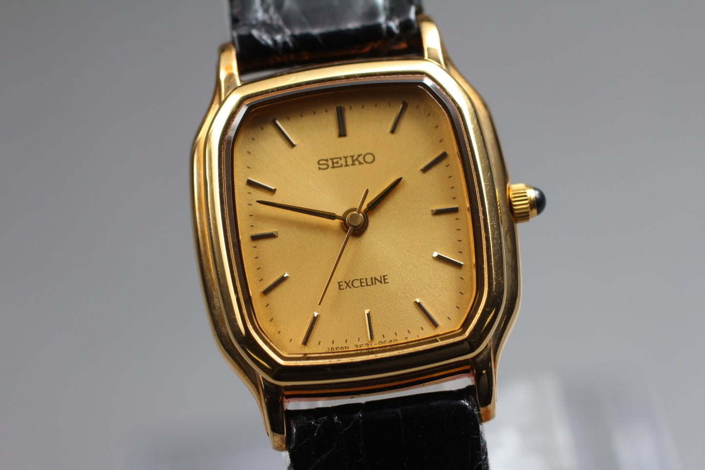 Vtg.1985 [N MINT] SEIKO Exceline 3F31-5A20 Tank Gold Quartz Ladies Watch JAPAN