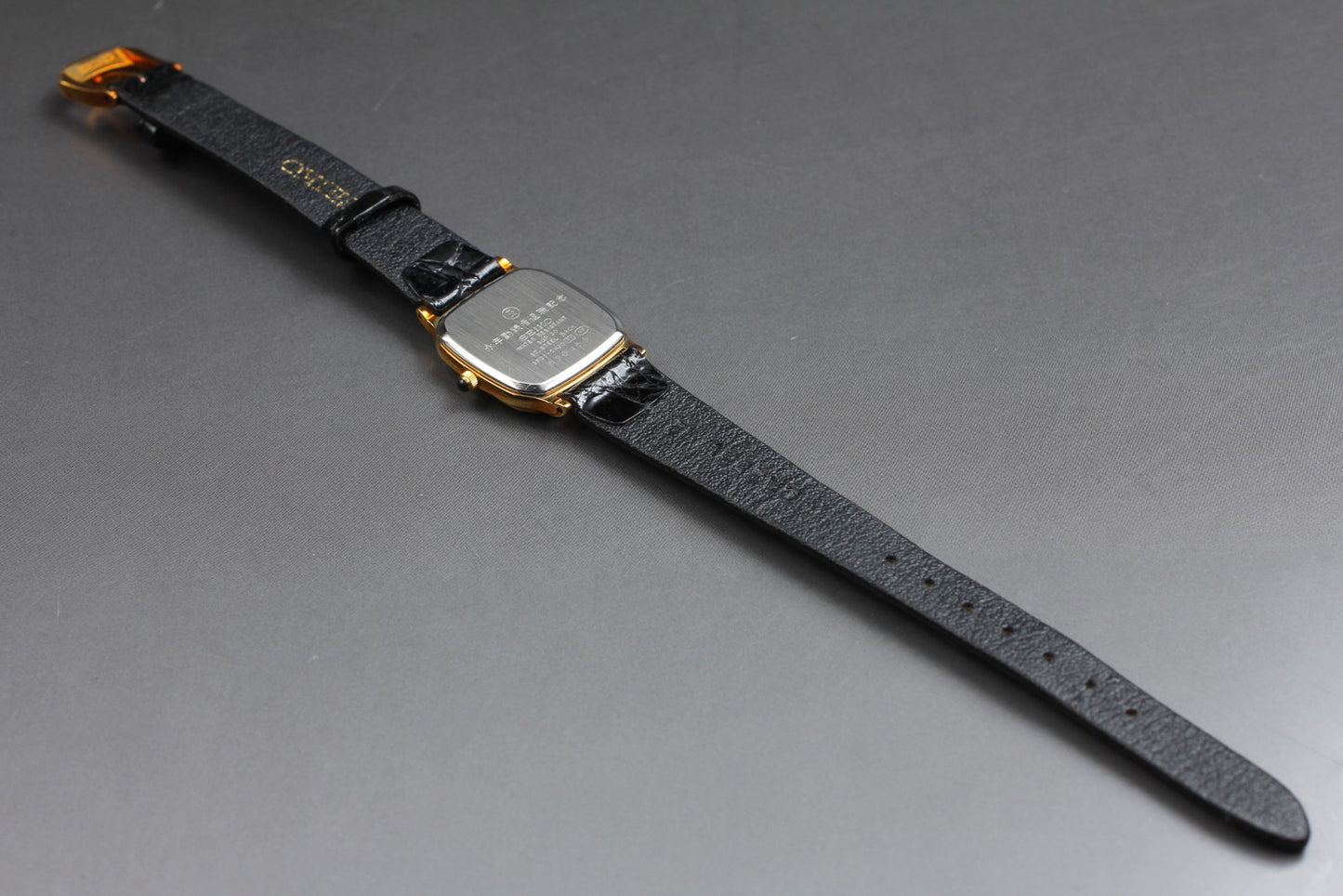 Vtg.1985 [N MINT] SEIKO Exceline 3F31-5A20 Tank Gold Quartz Ladies Watch JAPAN