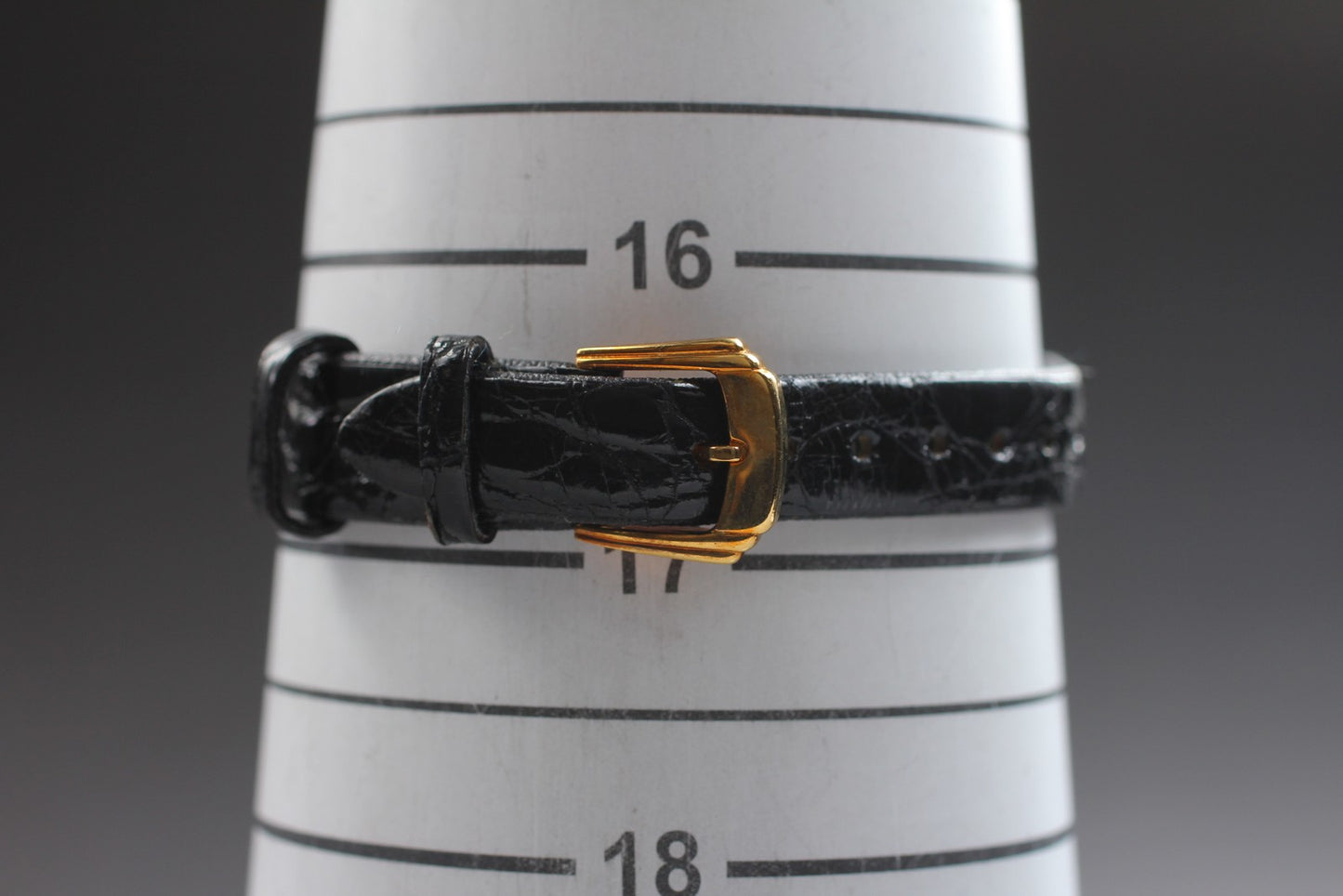 Vtg.1985 [N MINT] SEIKO Exceline 3F31-5A20 Tank Gold Quartz Ladies Watch JAPAN