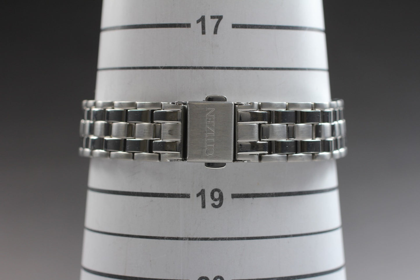 Vtg.[N MINT] CITIZEN Eco-Drive E011-S104106 Daia Day/Date Ladies Watch JAPAN