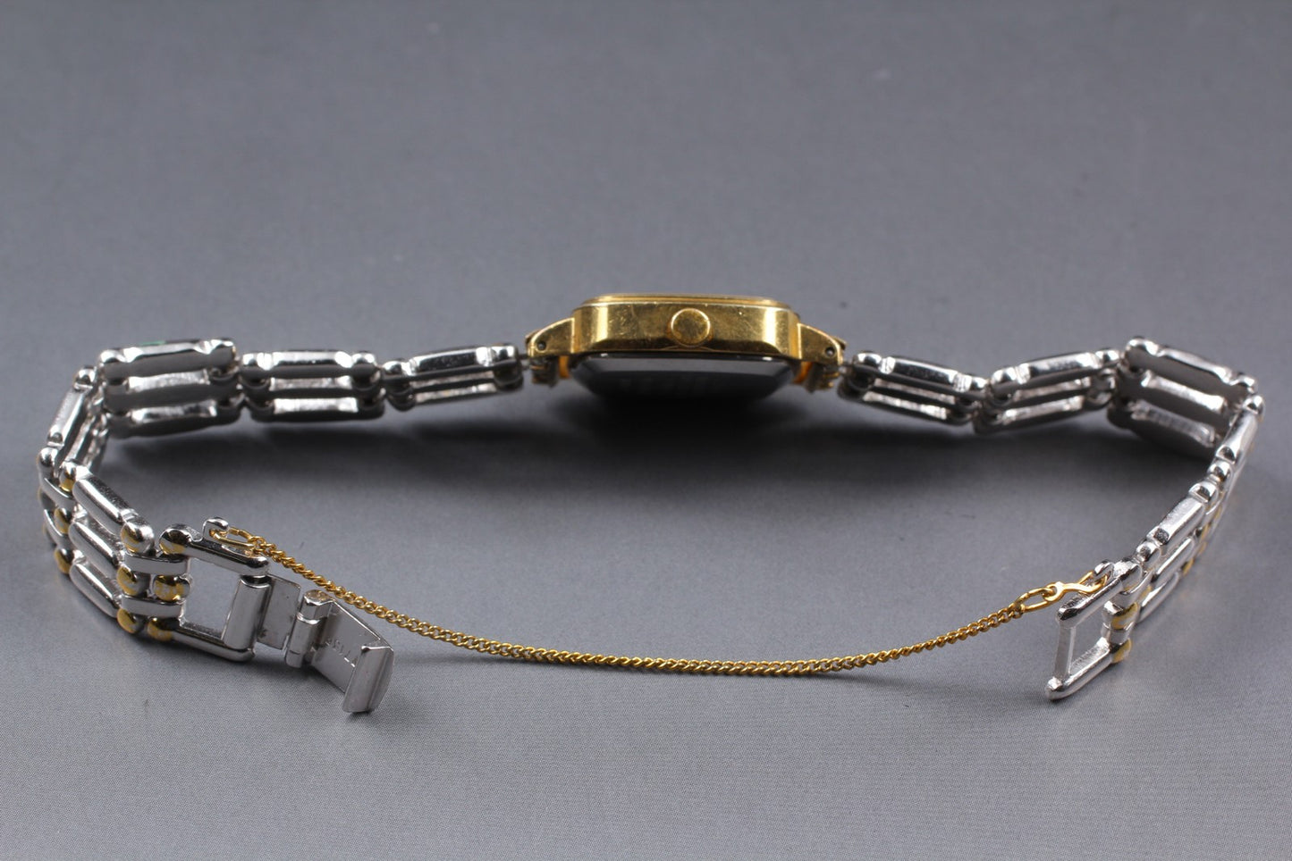 Vtg. 1981 [Exc+5 / New Batt ] SEIKO 1421-5670 bracelet Quartz Women Watch JAPAN