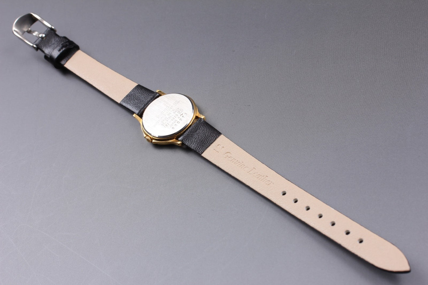 Vtg. 1988 [N MINT / New Batt] SEIKO 1221-0220 23mm Quartz Ladies Watch JAPAN