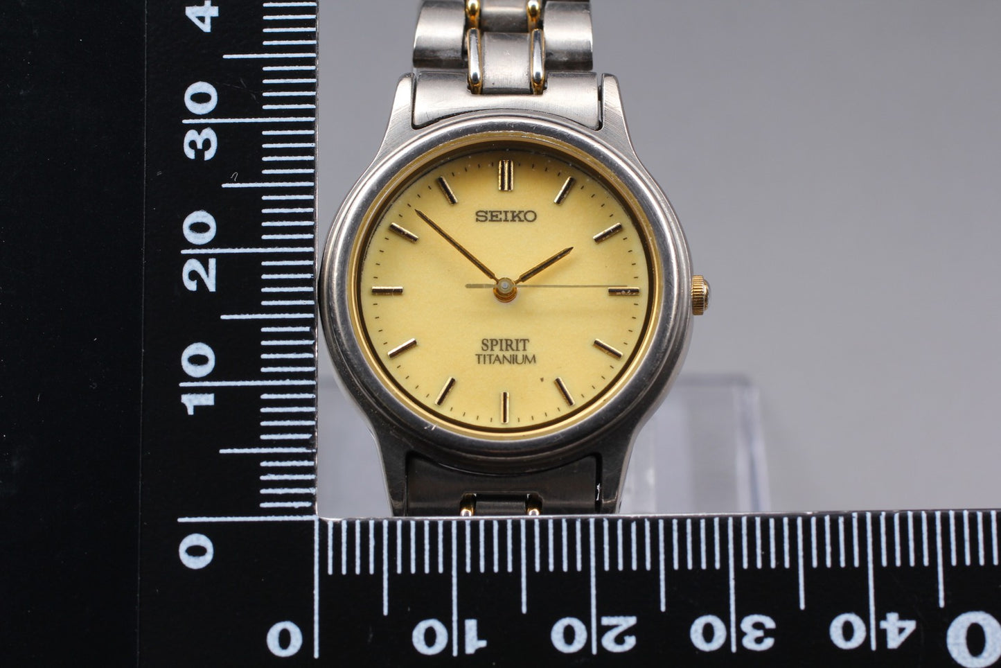 Vintage 1997 [N MINT / New Batt] Seiko Spirit 7N01-6730 Quartz Men's Watch JAPAN