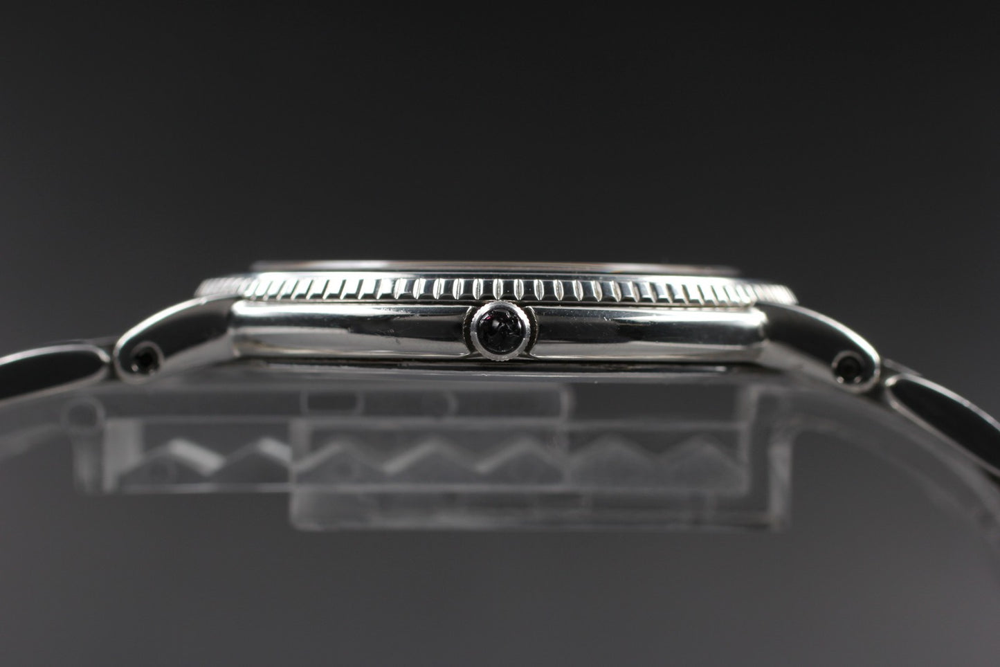 Vintage 1990 [Near MINT] Seiko Dolce 8J41-0A20 Black Quartz Men's Watch JAPAN