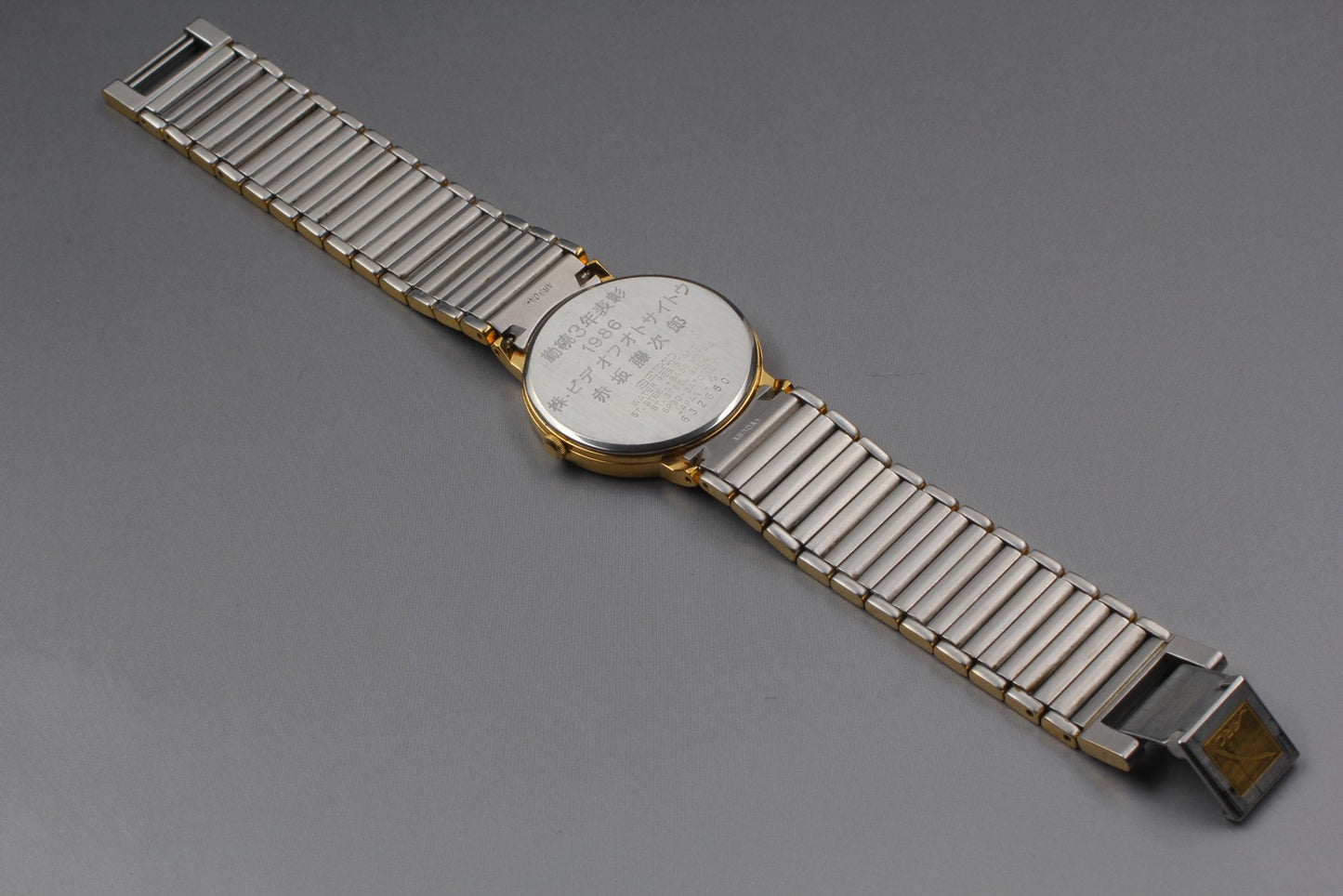 Vintage 1996 [ N MINT / New Batt ] Seiko 5P30-6A70 Quartz Men's Watch From JAPAN