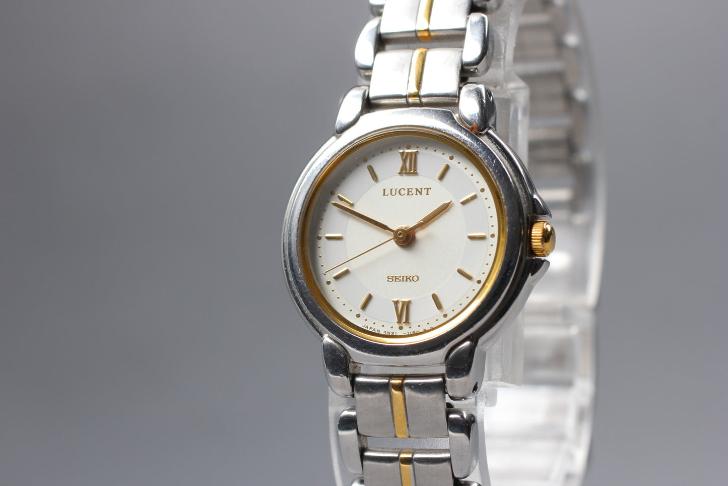 Vintage 1996 [Near MINT] Seiko Lucent 4N21-0610 Quartz Ladies Watch From JAPAN