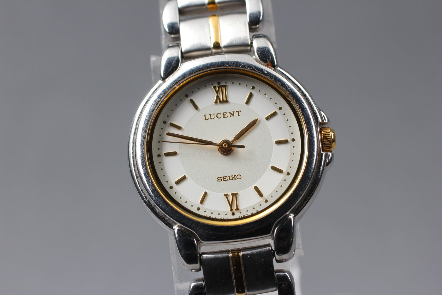Vintage 1996 [Near MINT] Seiko Lucent 4N21-0610 Quartz Ladies Watch From JAPAN