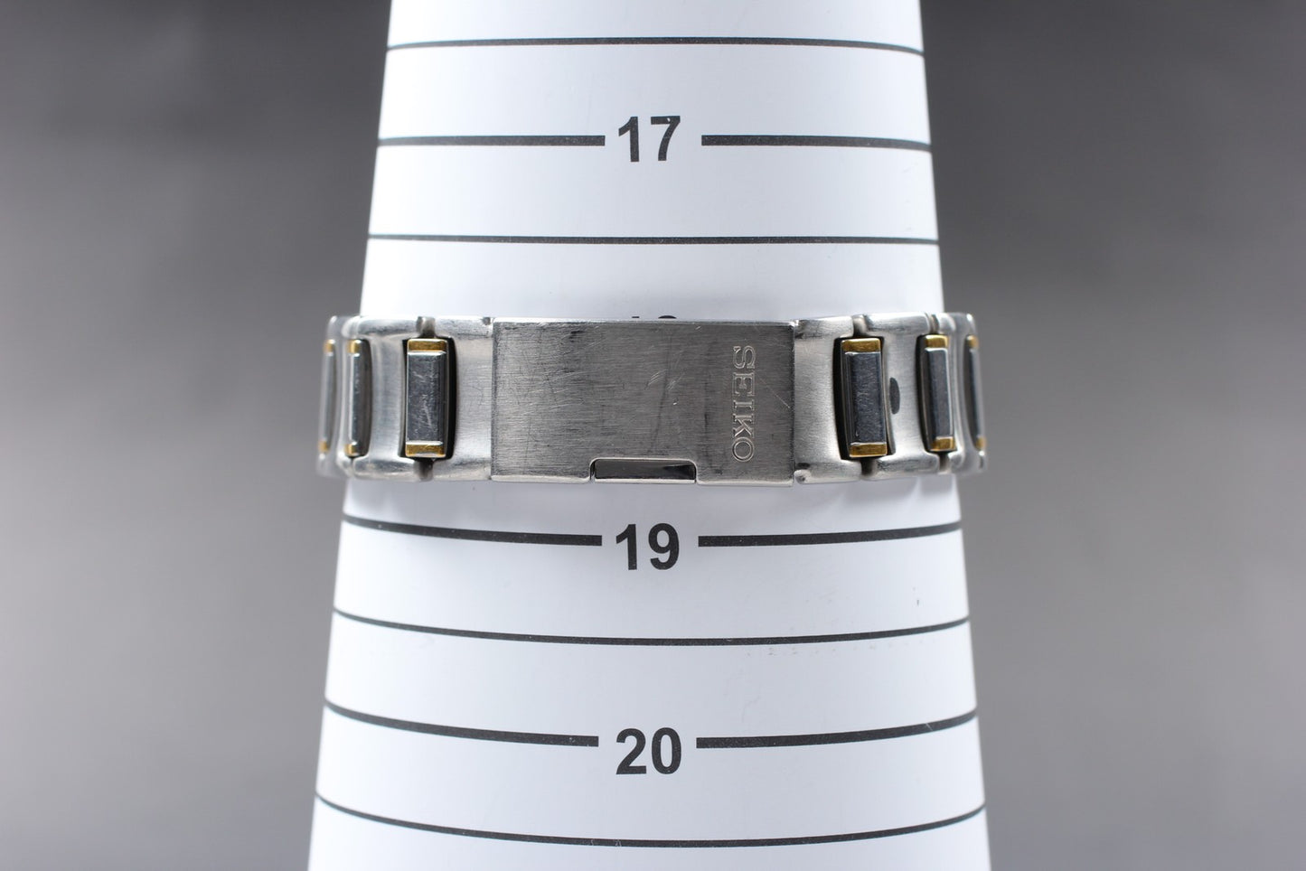 New Batt [Near MINT] SEIKO Perpetual Calendar 8F32-0130 Men's Quartz Watch Japan