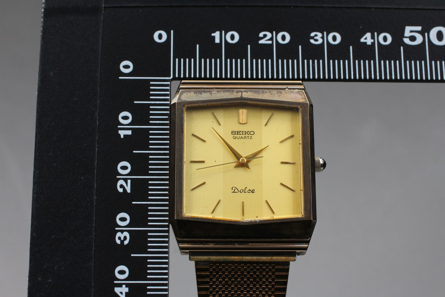 Vintage 1984 [Exc+5] SEIKO Dolce 9521-5170 Gold Dial Quartz Men’s Watch JAPAN