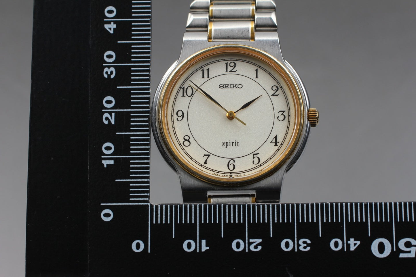 Vintage 1996 [Near MINT] Seiko Spirit 5P31-6A50 Quartz Men's Watch From JAPAN