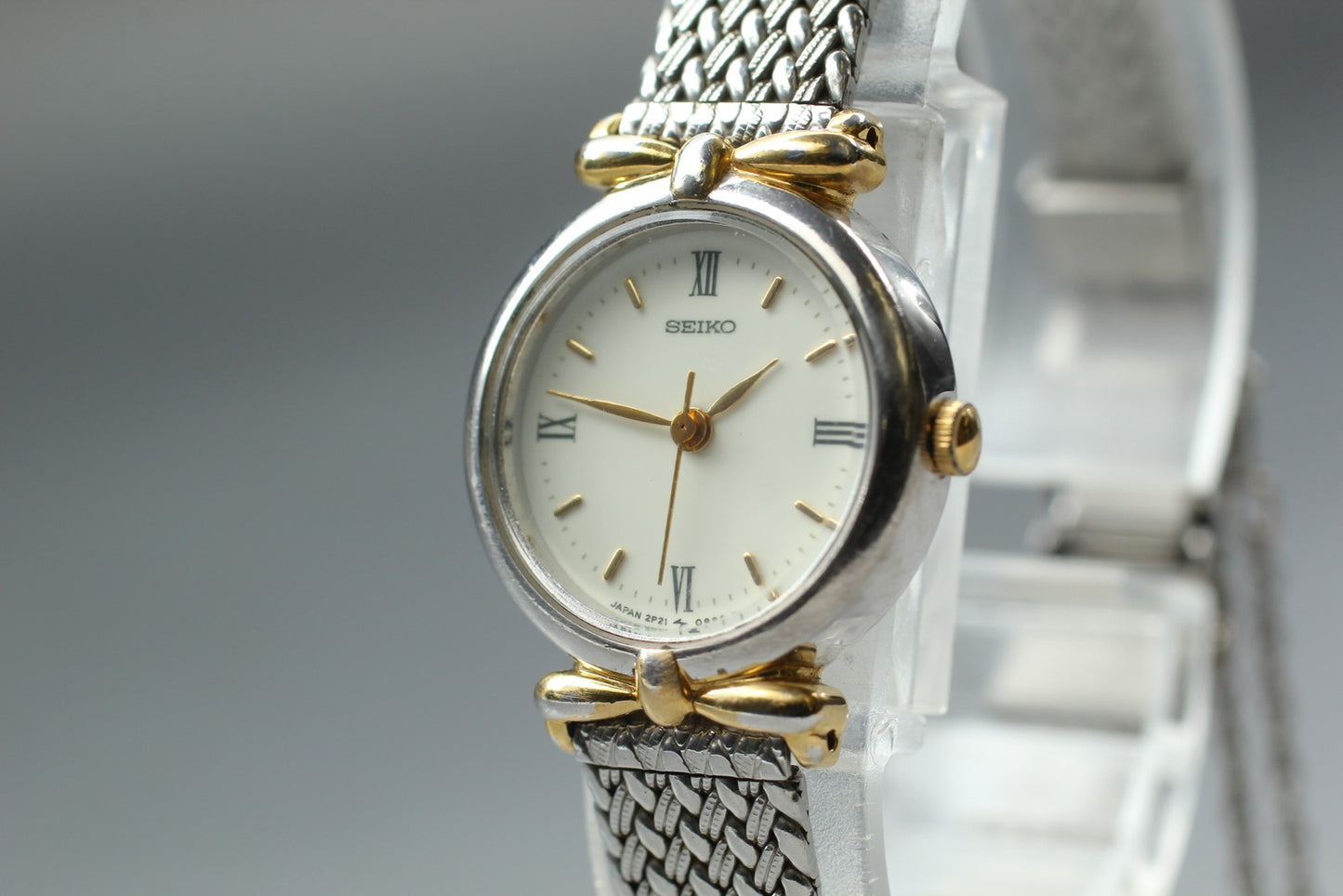 Vintage 1989 [Exc+5] SEIKO Bracelet 2P21-0260 White Roman 21mm Qz Ladies Watch