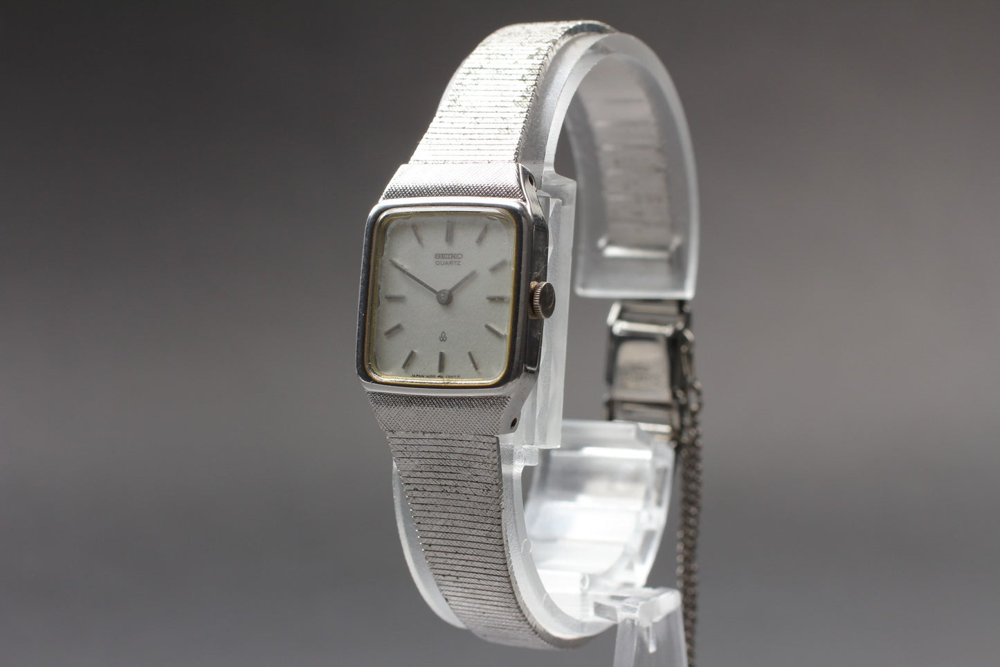 Vintage 1989 [Near MINT] NewBattery Seiko 1400-5830 Silver Bracelet Quartz JAPAN