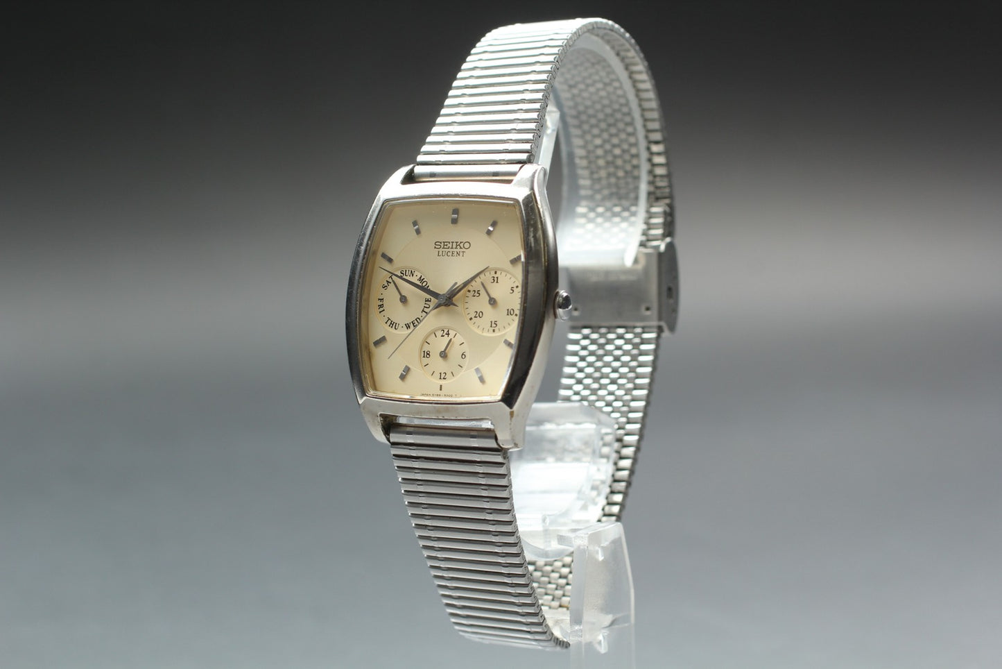 Vintage 1986 [N MINT / New Batt] SEIKO LUSENT 5Y89-5A10 Quartz Men's Watch JAPAN