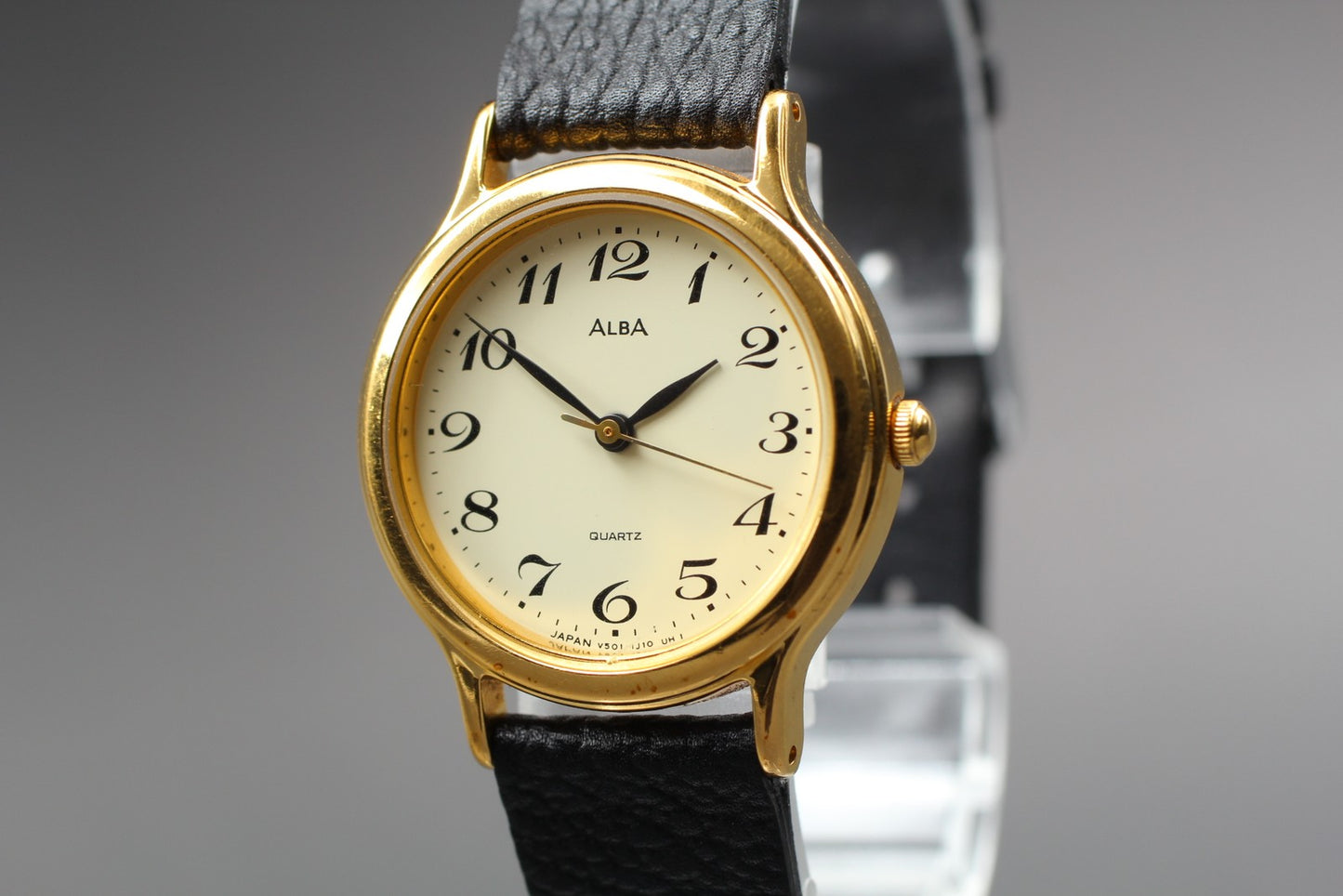 Vintage 1988 [N MINT / New Batt] Seiko Alba V501-6K00 Quartz Ladies Watch JAPAN