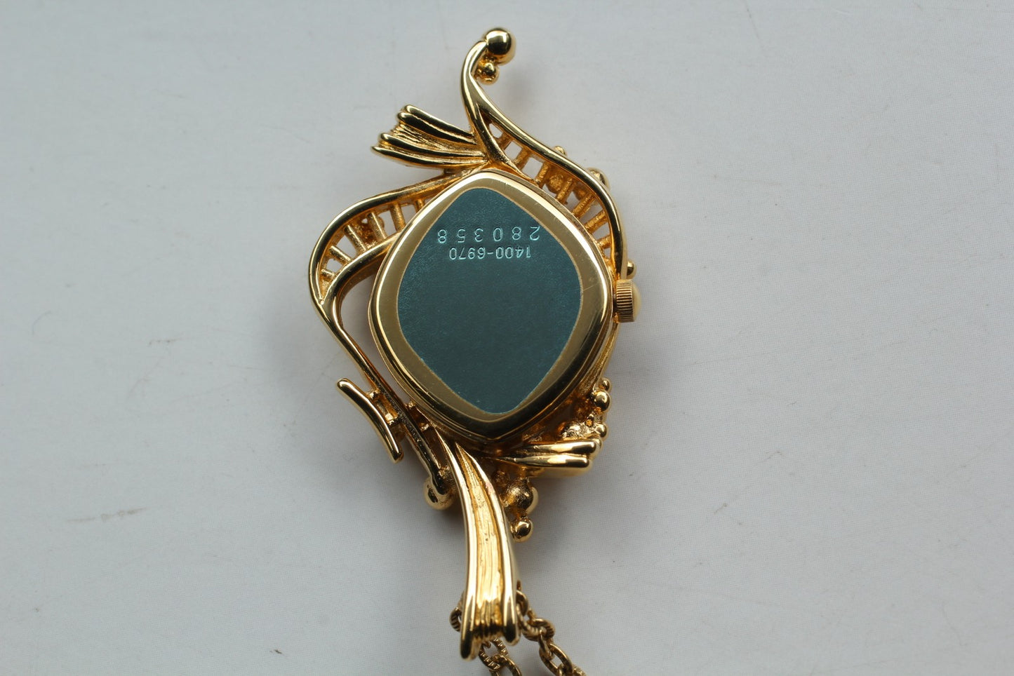 Vintage 1982 [N MINT / New Batt] SEIKO 1400-6970 Gold Qz Necklace Ladies JAPAN