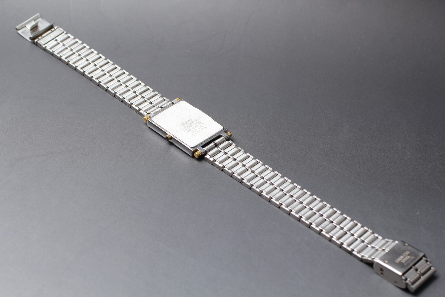 Vintage 1996 [Near MINT] Seiko Dolce 2N20-5010 Tank Quartz Men's Watch JAPAN