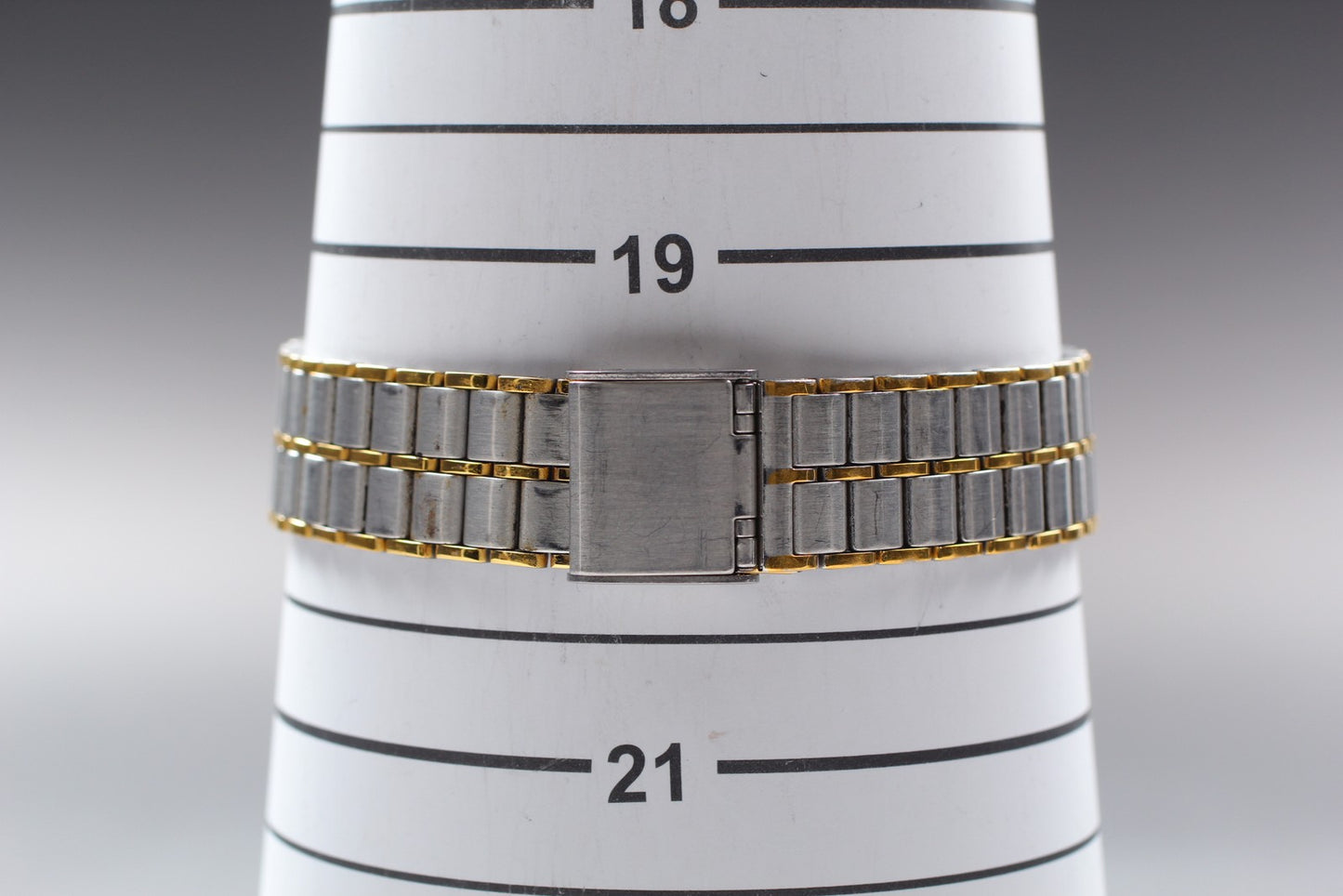 Vintage 1996 [Near MINT] Seiko Dolce 2N20-5010 Tank Quartz Men's Watch JAPAN