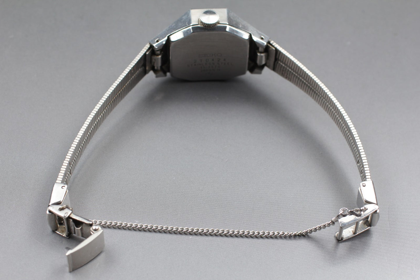 ヴィンテージ 1972年 [ほぼ新品] セイコー 11-3570 ブルーヘキサゴン 21J 手巻き レディース腕時計 日本製