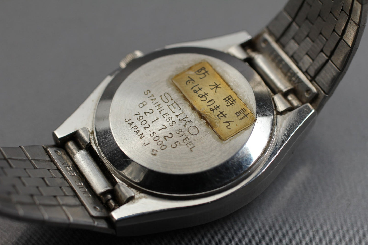 Vintage 1988 [Near MINT] Seiko 7902-5000 Date Bracelet Quartz Men's Watch JAPAN