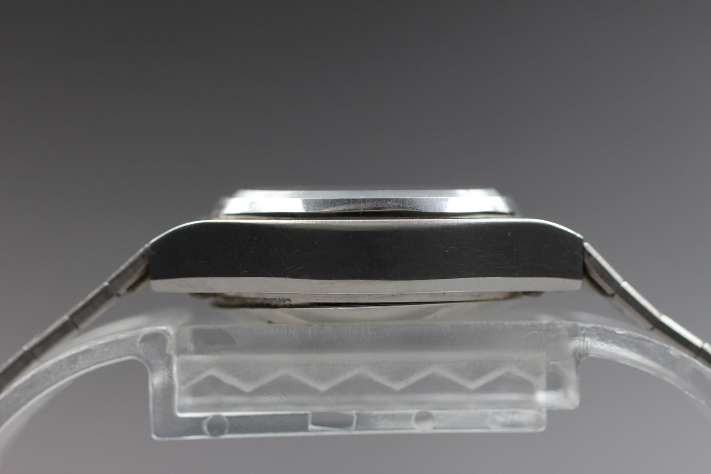 Vintage 1988 [Near MINT] Seiko 7902-5000 Date Bracelet Quartz Men's Watch JAPAN