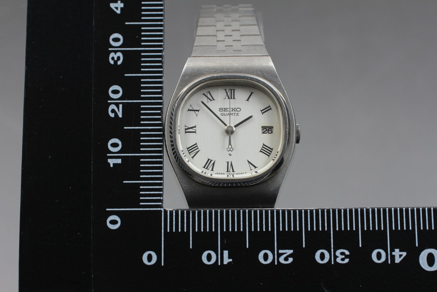 Vintage 1988 [Near MINT] Seiko 7902-5000 Date Bracelet Quartz Men's Watch JAPAN