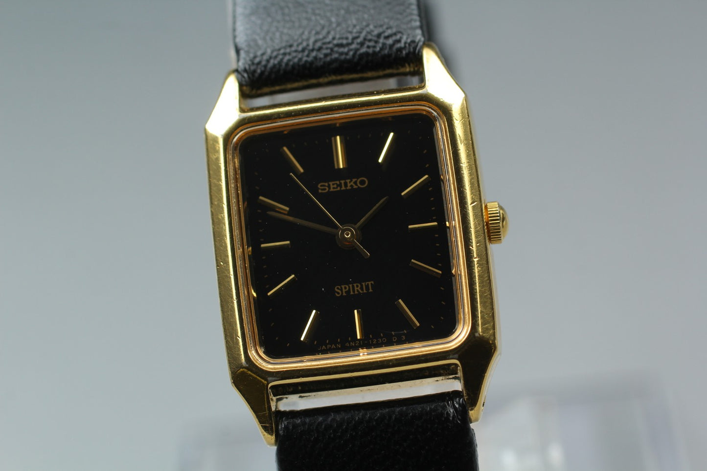 Vintage 1995 [Near MINT] Seiko Spirit 4N21-5190 Tank Quartz Women Watch JAPAN