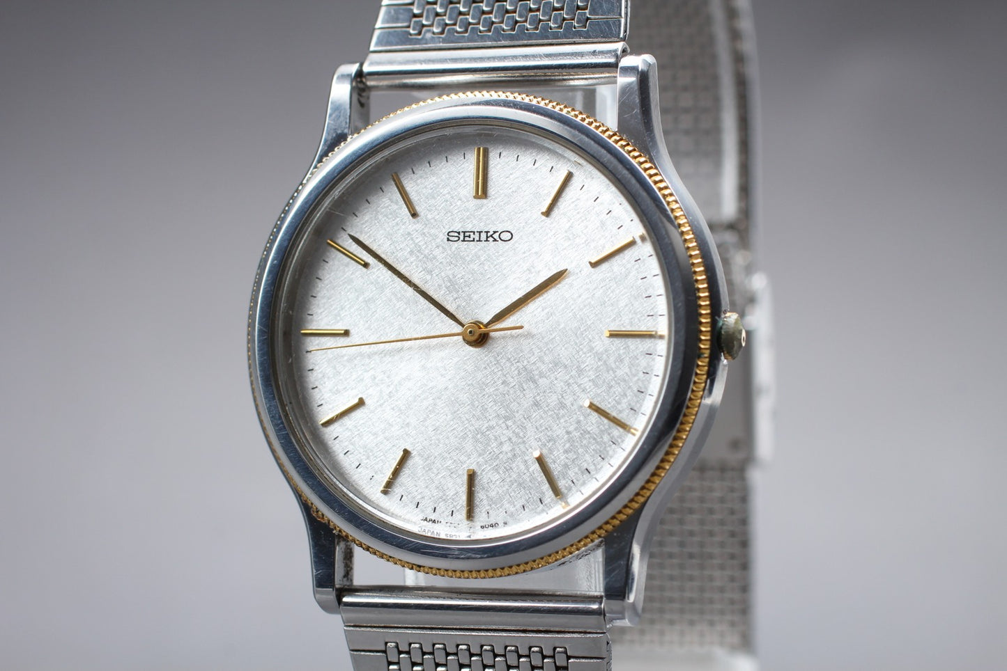 Vintage 1996 [Exc+5 / New Batt] Seiko 5P31-6030 two-tone Quartz Men Watch JAPAN