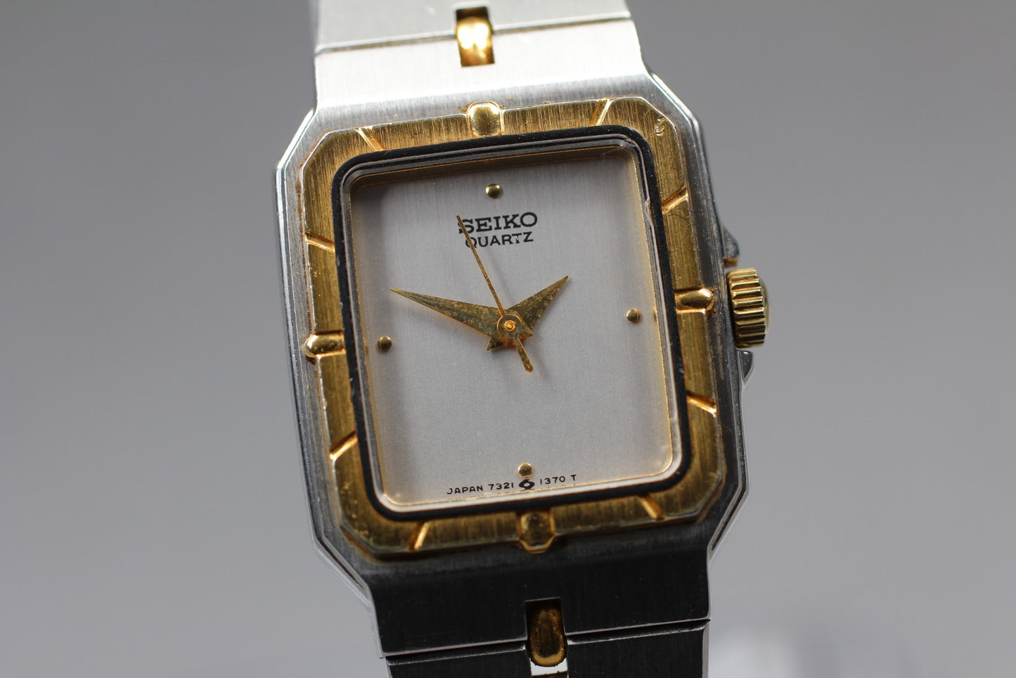 Vtg 1985 [N MINT / New Batt] Seiko Stellar 7321-5820 Tank Qz Ladies Watch JAPAN