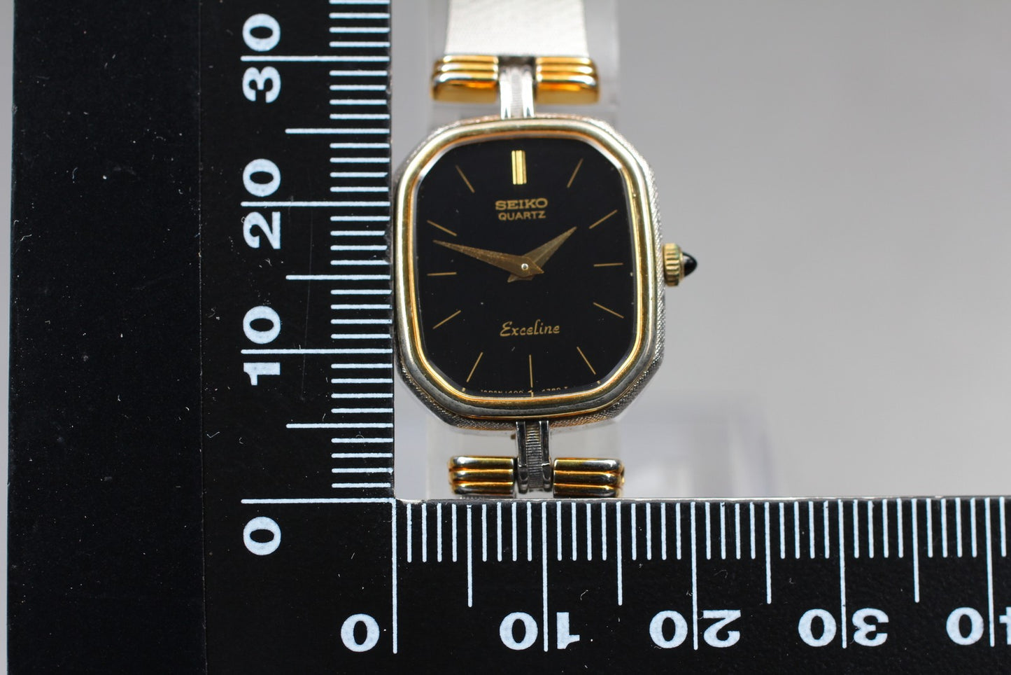 Vintage 1991 [Exc+5] Seiko Exceline 1400-7600 two-tone Quartz Ladies Watch JAPAN