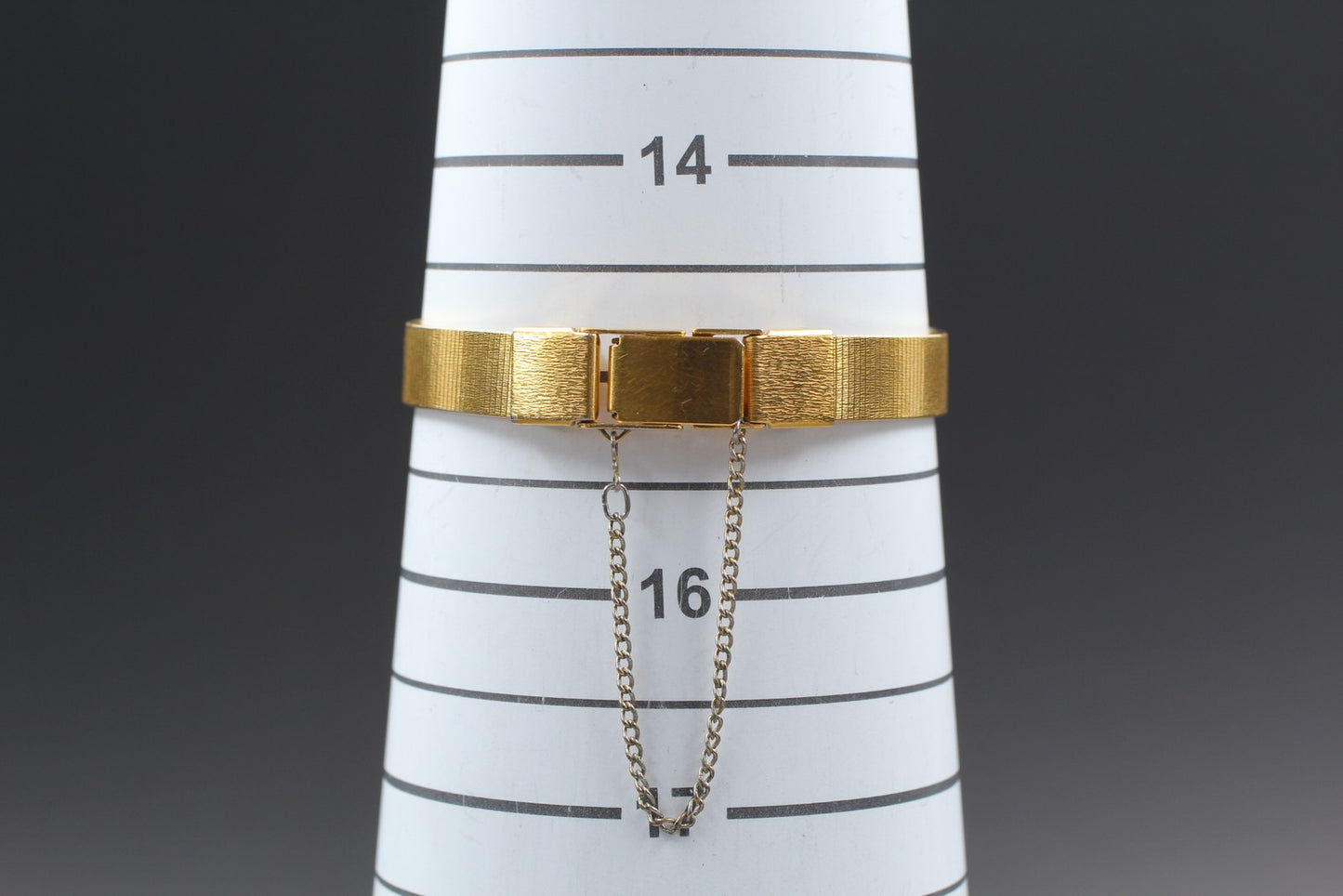 Vintage 1987 [N MINT / New Batt] SEIKO 1221-5530 Bracelet Qz Ladies Watch JAPAN