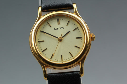 Vintage 1991 [N MINT / New Batt]  Seiko 1N01-0DR0 Gold Quartz Ladies Watch JAPAN