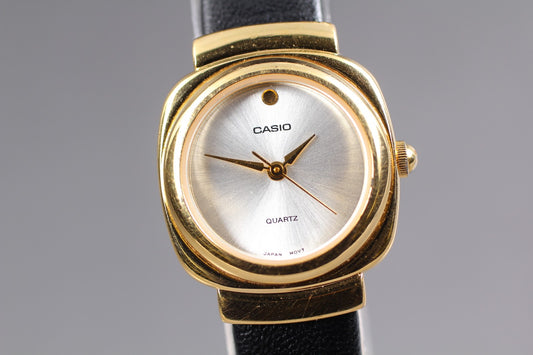 Vintage [Near MINT] CASIO LTP-1105 Module 1330 22mm Gold Qz Ladies Watch JAPAN