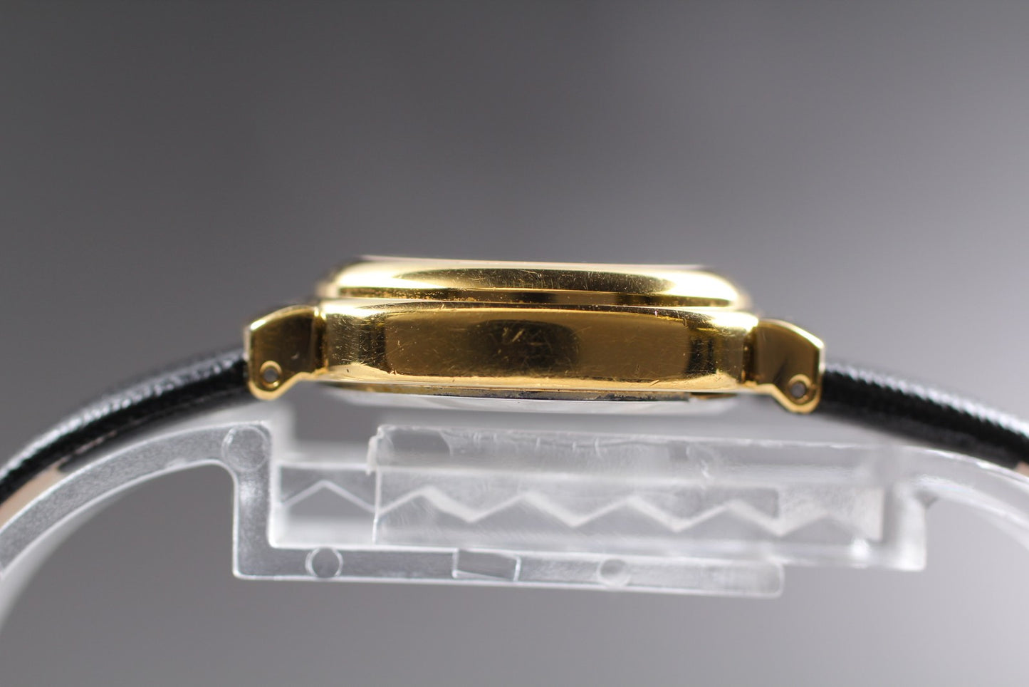 Vintage [Near MINT] CASIO LTP-1105 Module 1330 22mm Gold Qz Ladies Watch JAPAN