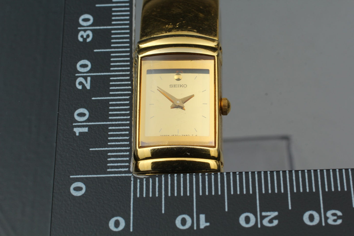 Vintage 1994 "Exc+5 New Batt" SEIKO 1F20-6C50 Bracelet Quartz Ladies Watch JAPAN