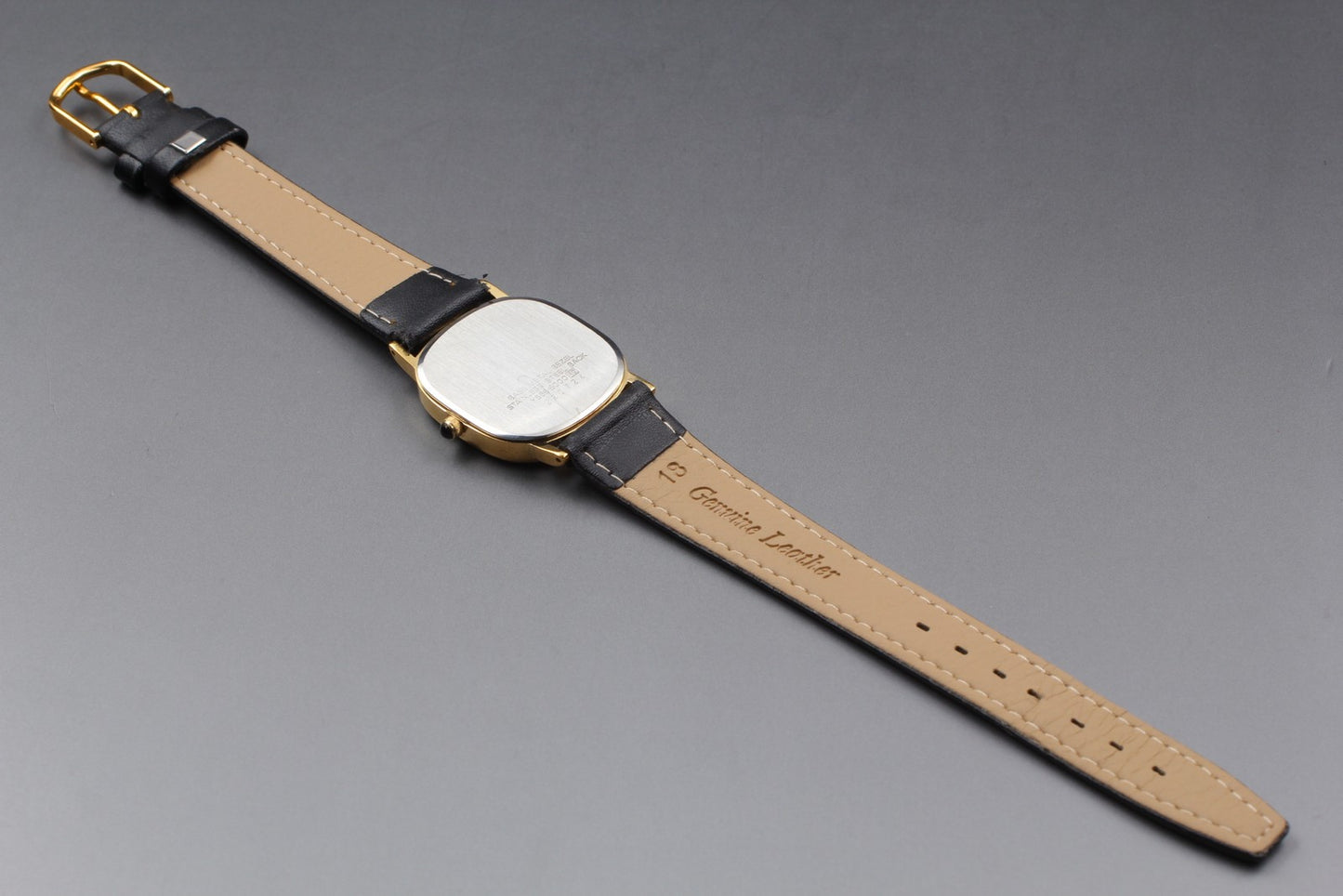 Vintage 1992 [Near MINT] Seiko Alba Y558-5000 Mickey Mouse Men's Quartz JAPAN