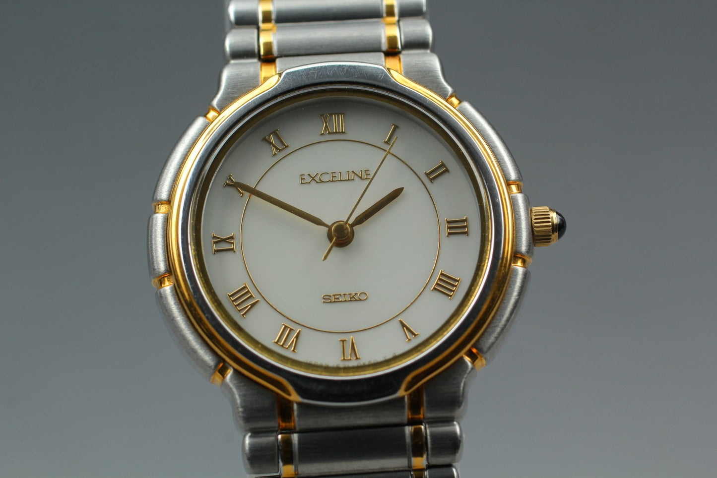 Vintage 1991 [MINT / New Batt] SEIKO EXCLINE 1F21-0D70 Quartz Ladies Watch JAPAN