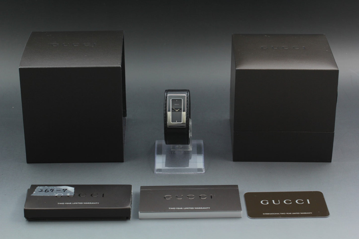 vintage [MINT] gucci 7800S Silver Black Leather Quartz Ladies Watch From JAPAN