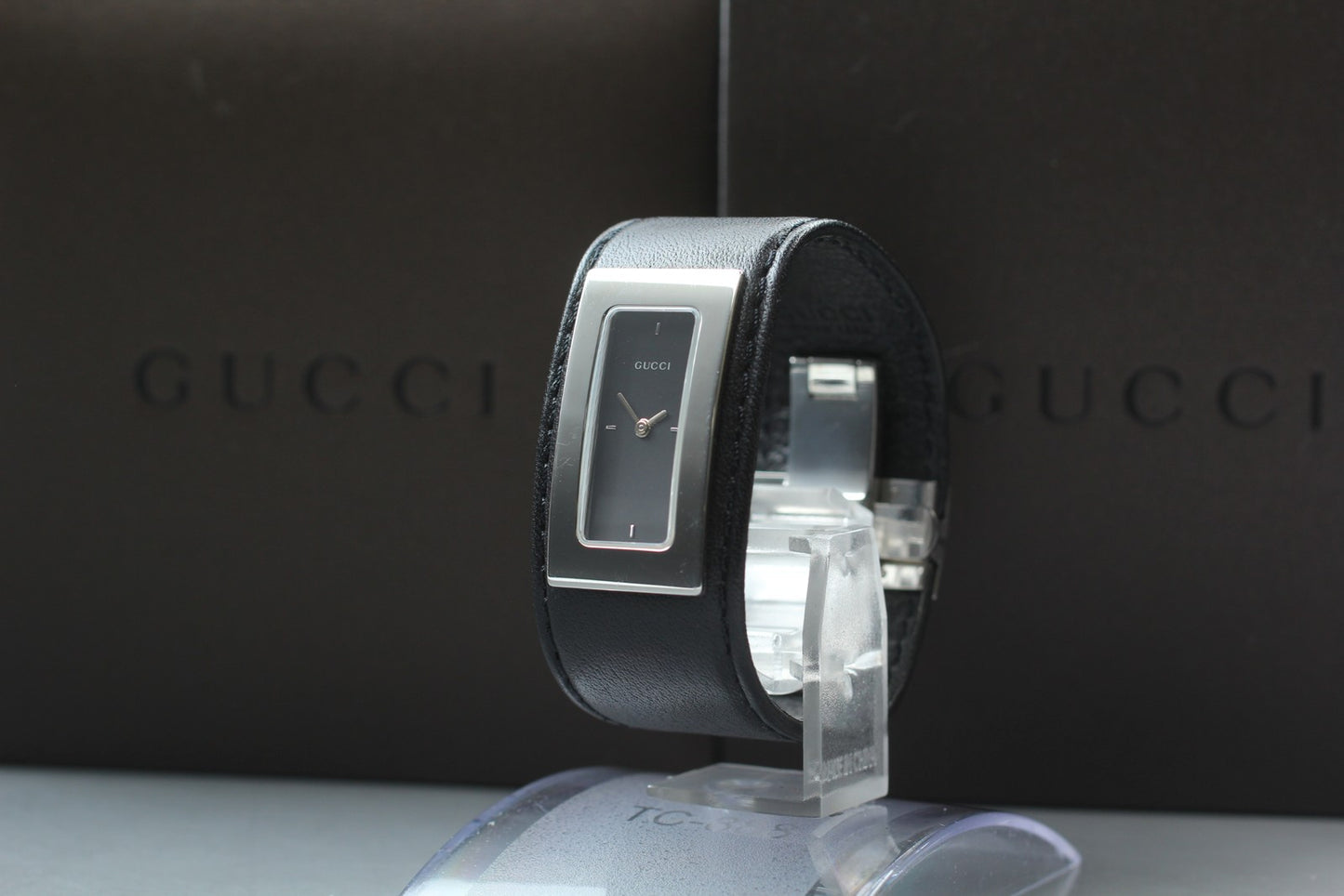 vintage [MINT] gucci 7800S Silver Black Leather Quartz Ladies Watch From JAPAN