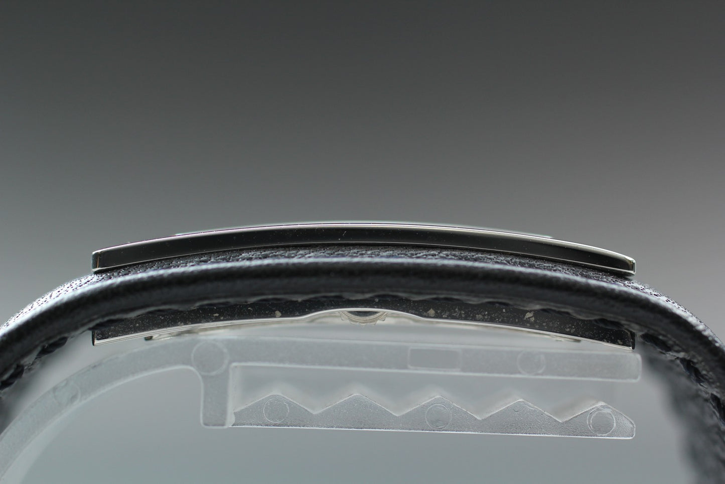 vintage [MINT] gucci 7800S Silver Black Leather Quartz Ladies Watch From JAPAN